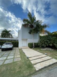 Private Villa In Punta Cana Village - Luxury, Comfort, And Move-in Ready, 350 mt2, 4 habitaciones